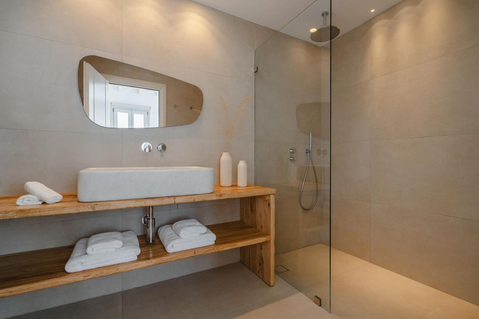 Ostria Hotel 3*